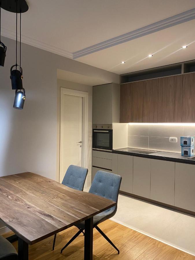 Apartman Vt Central Point Podgorica Eksteriør bilde